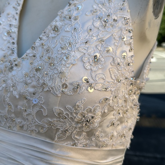 New with Tag Simply Bridal Wedding Gown with Train Size 2 - Picture 5 of 9